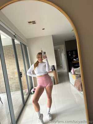 Lucyadlernz Nude Photos photo 18