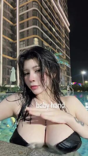 Kim Yen Thor Nude Photos photo 1