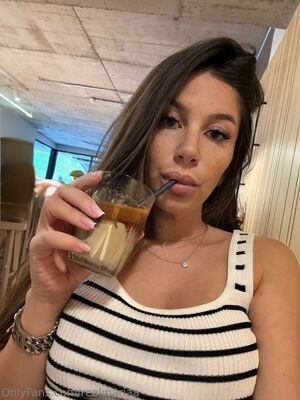 RealMariaa Nude Photos photo 9