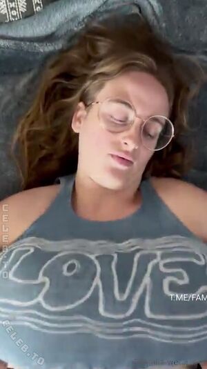 Amelia-Wet-Angel Nude Photos photo 34