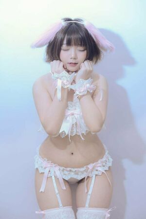 Nikumikyo Nude Photos photo 1