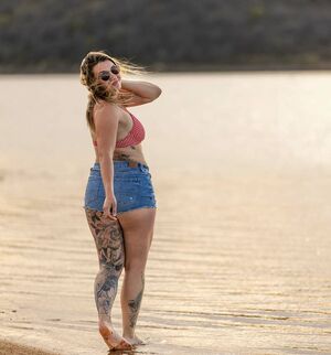 Celia Steele Nude Photos photo 11