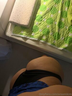 Aroomi Kim Nude Photos photo 41