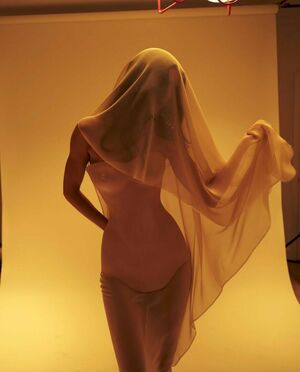 Kendall Jenner Nude Photos photo 69