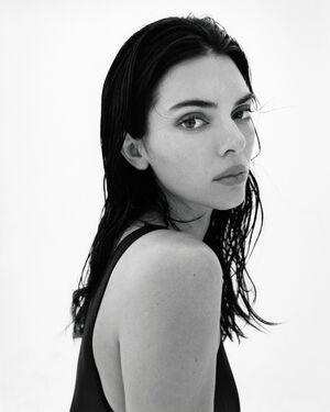 Kendall Jenner Nude Photos photo 203