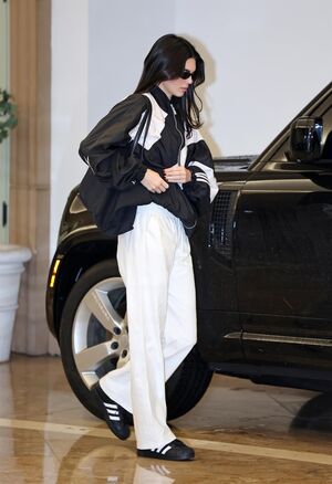 Kendall Jenner Nude Photos photo 238