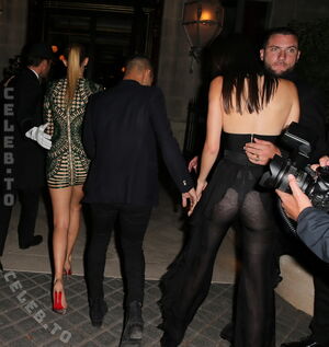 Kendall Jenner Nude Photos photo 297