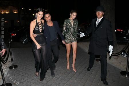 Kendall Jenner Nude Photos photo 298