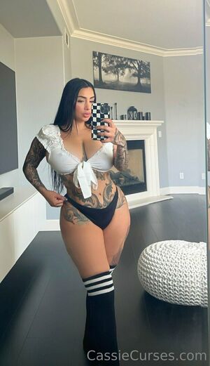 Cassie Curses Nude Photos photo 4