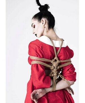 Poppy Nude Photos photo 33