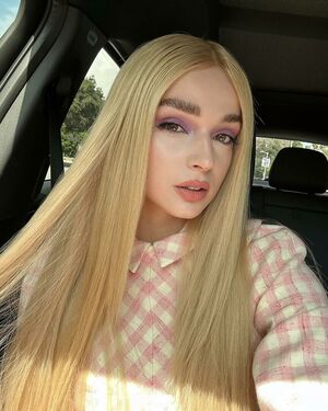 Poppy Nude Photos photo 215