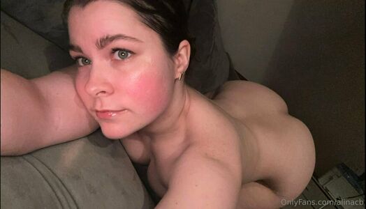 Alinacb Nude Photos photo 11