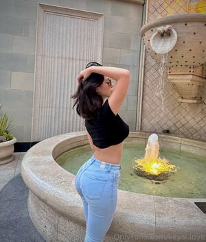 Keysi Love Nude Photos photo 7