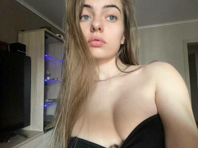 Lola Byrd Nude Photos photo 38