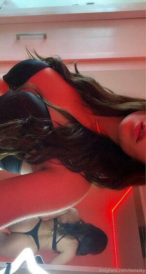 TaviaSky Nude Photos photo 60