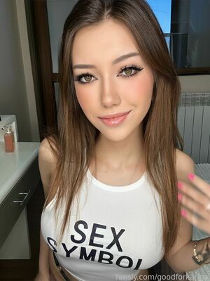 Karina De Rosa Nude Photos photo 3