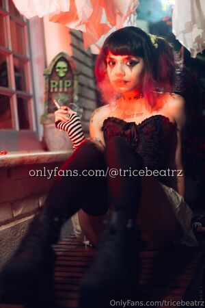 Tricebeatrz Nude Photos photo 6