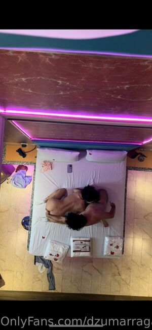 Dzumarraga Nude Photos photo 117