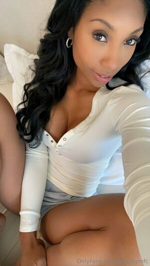 Zoeyjaymfc Nude Photos photo 4