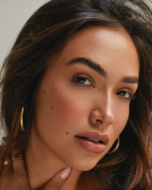 Maria Giraldo Nude Photos photo 4