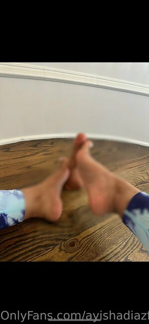 Ayishadiazfeet Nude Photos photo 3