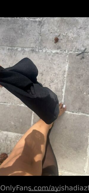 Ayishadiazfeet Nude Photos photo 4