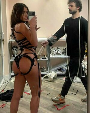 Bianca Censori Nude Photos photo 291