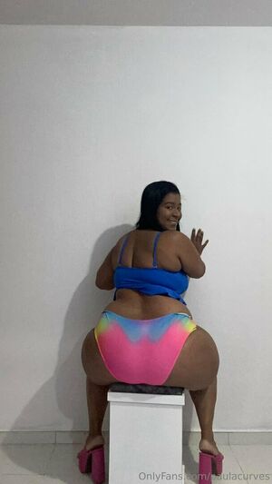 Paulacurves Nude Photos photo 26
