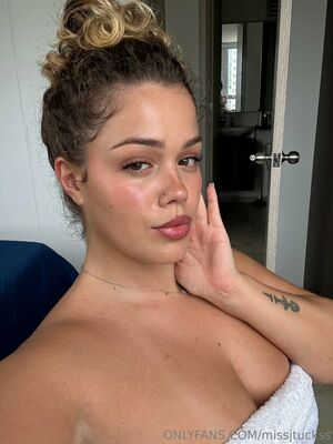 Missjtuckss Nude Photos photo 196