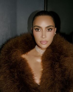 Kim Kardashian Nude Photos photo 54