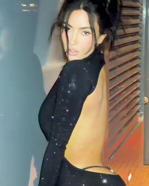 Kim Kardashian Nude Photos photo 76