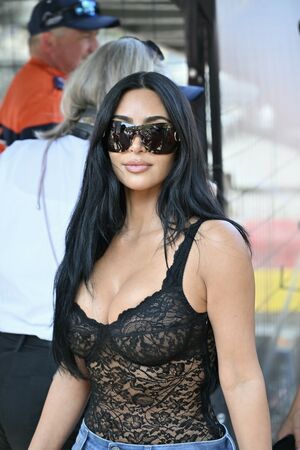 Kim Kardashian Nude Photos photo 108