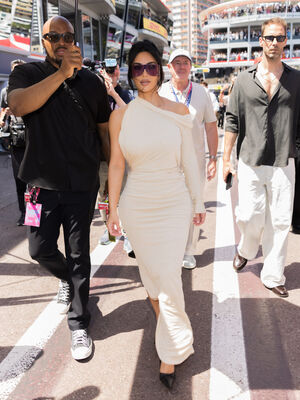 Kim Kardashian Nude Photos photo 118