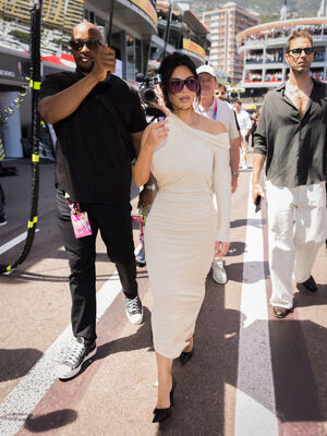 Kim Kardashian Nude Photos photo 119