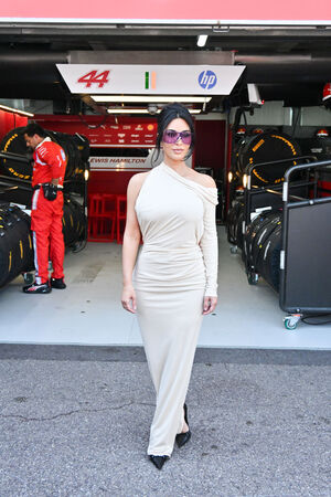 Kim Kardashian Nude Photos photo 137