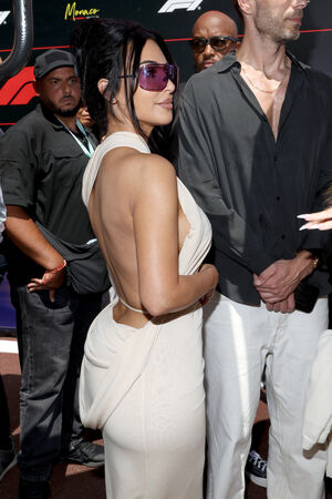 Kim Kardashian Nude Photos photo 161