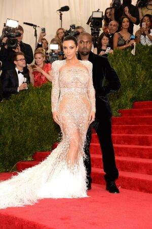 Kim Kardashian Nude Photos photo 230