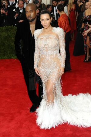 Kim Kardashian Nude Photos photo 238