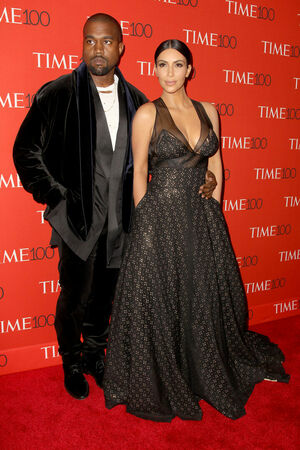 Kim Kardashian Nude Photos photo 265