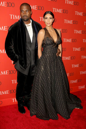 Kim Kardashian Nude Photos photo 266