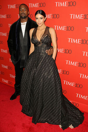Kim Kardashian Nude Photos photo 273