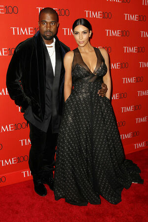 Kim Kardashian Nude Photos photo 277