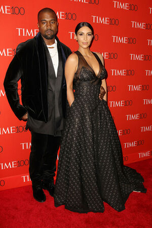 Kim Kardashian Nude Photos photo 278