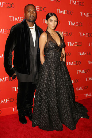 Kim Kardashian Nude Photos photo 280