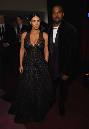 Kim Kardashian Nude Photos photo 286