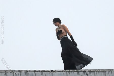 Aaliyahhadid Nude Photos photo 136