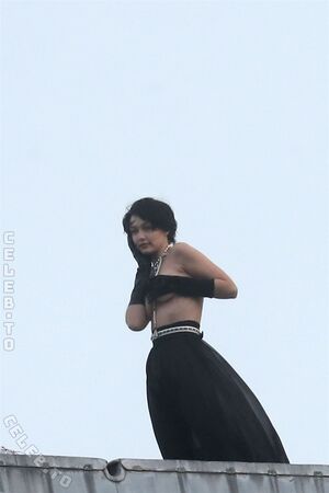 Aaliyahhadid Nude Photos photo 142
