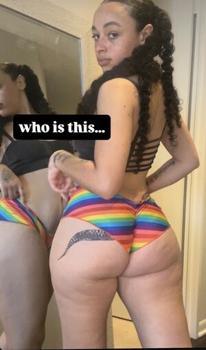 Killavesi Nude Photos photo 7