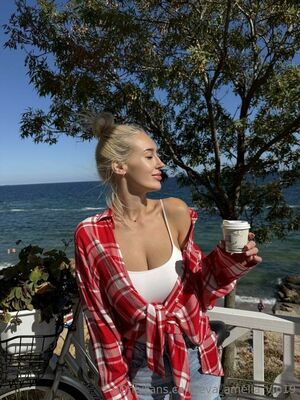 Eva Amelia Nude Photos photo 12
