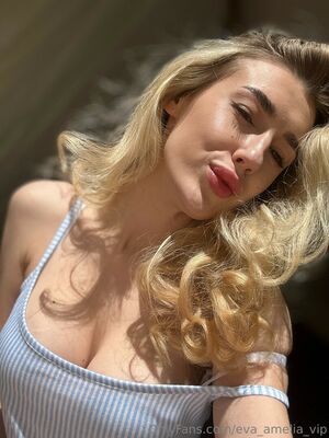 Eva Amelia Nude Photos photo 14